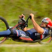 Florian Jouanny, paracycliste de la région Auvergne-Rhône-Alpes, double médaillé d’or aux championnats du Monde de paracyclisme sur route / credit : www.bleushandisport.com