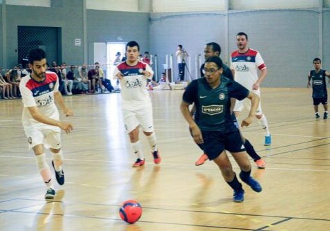 joueurs football mal marchant